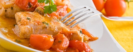 Koolvis met chilisaus en rode peper